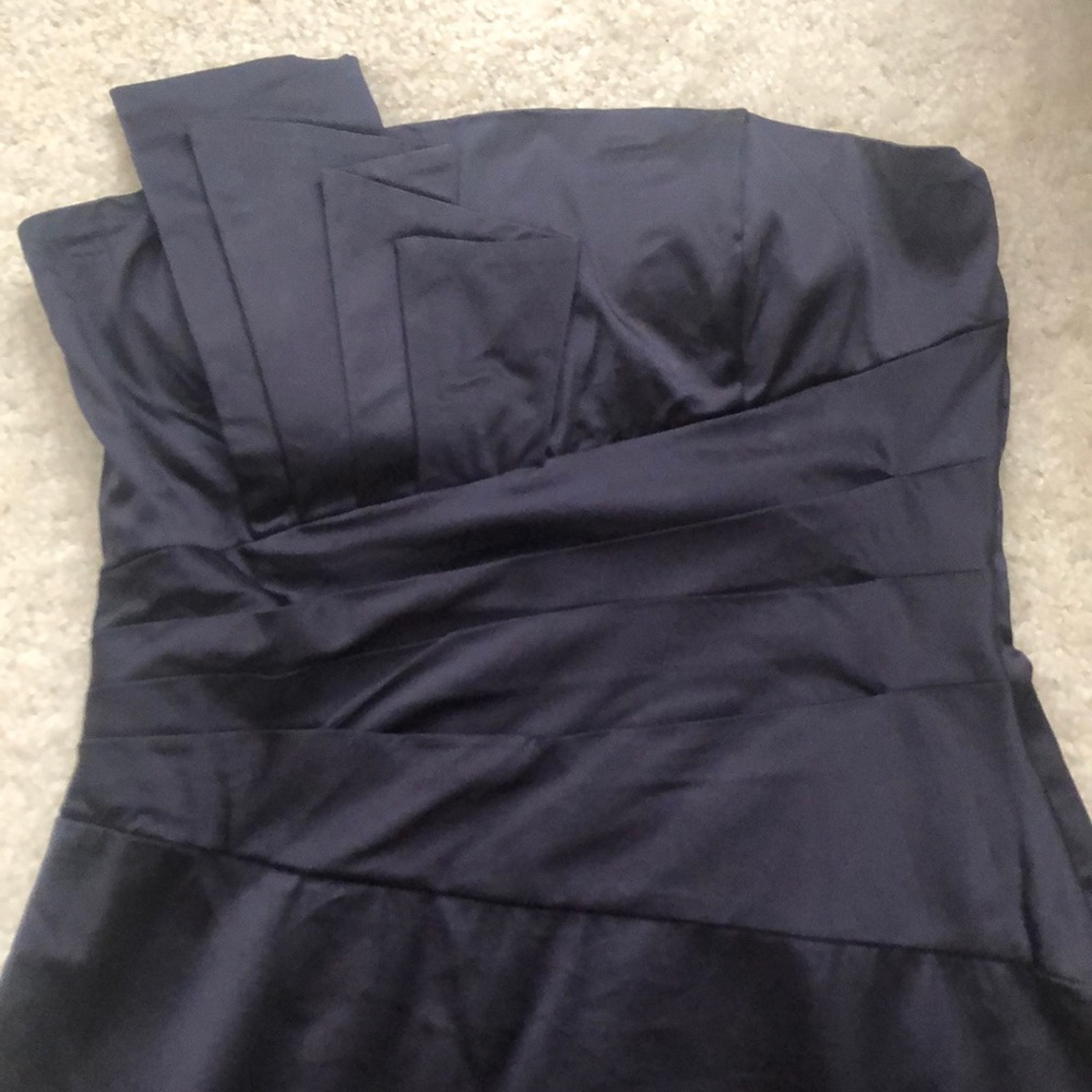 Dress - Picture 2 of 4